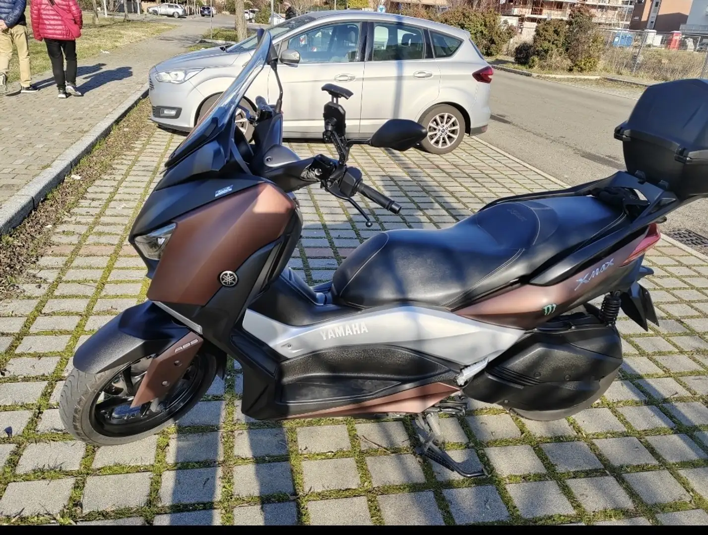 Yamaha X-Max 300 Bronzová - 2
