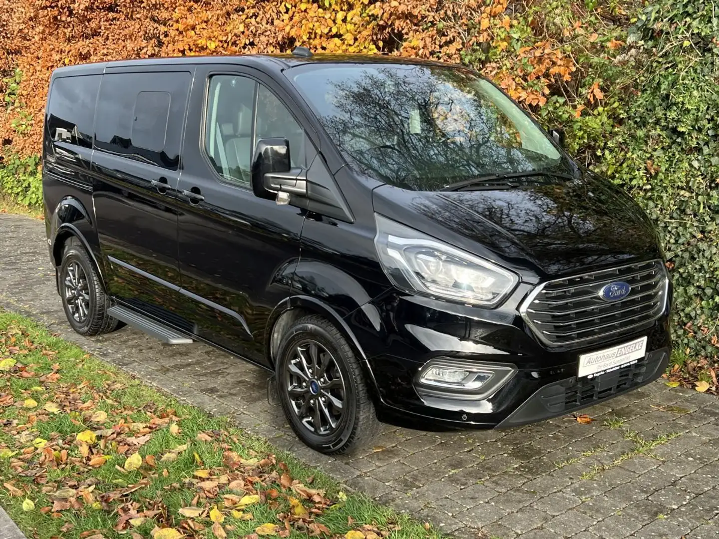 Ford Tourneo Custom Titanium X L1 *sehr gepflegt* Schwarz - 1