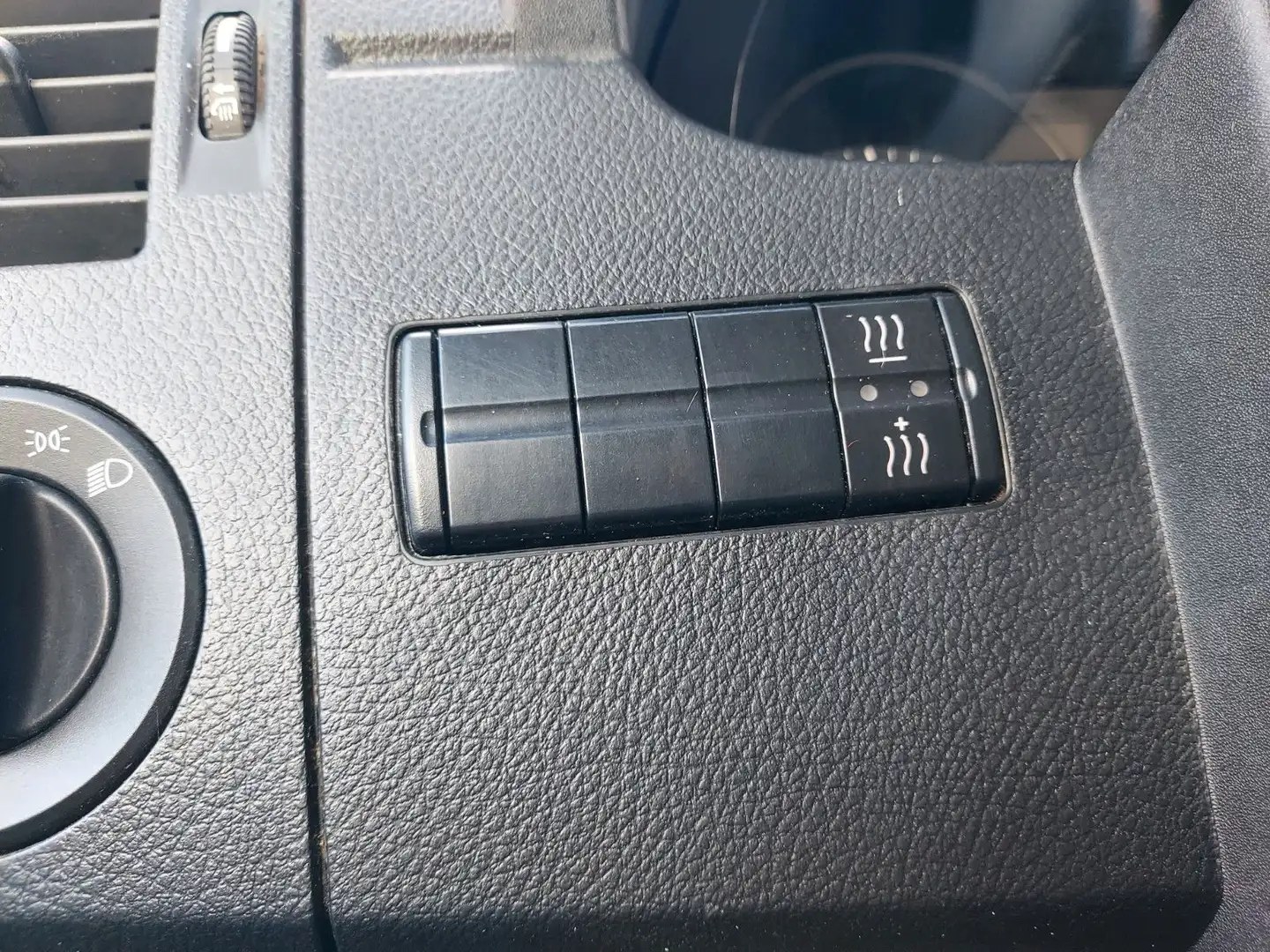 Volkswagen Crafter Kasten 35 mittel L2H1 Klima Standheiz. Grün - 2