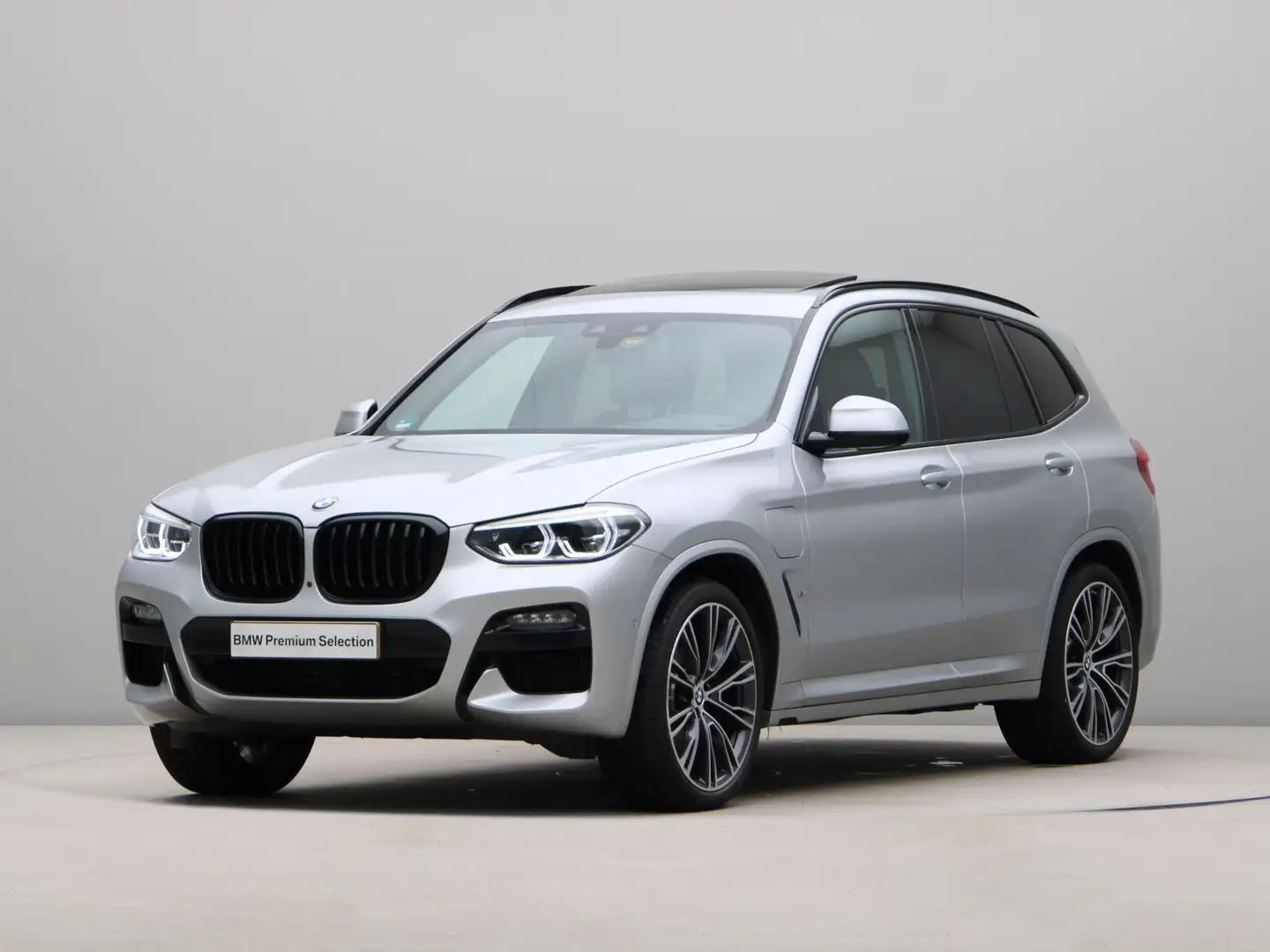 BMW X3 xDrive30e High Executive - M Sport - 21 inch - Tre Grijs - 1