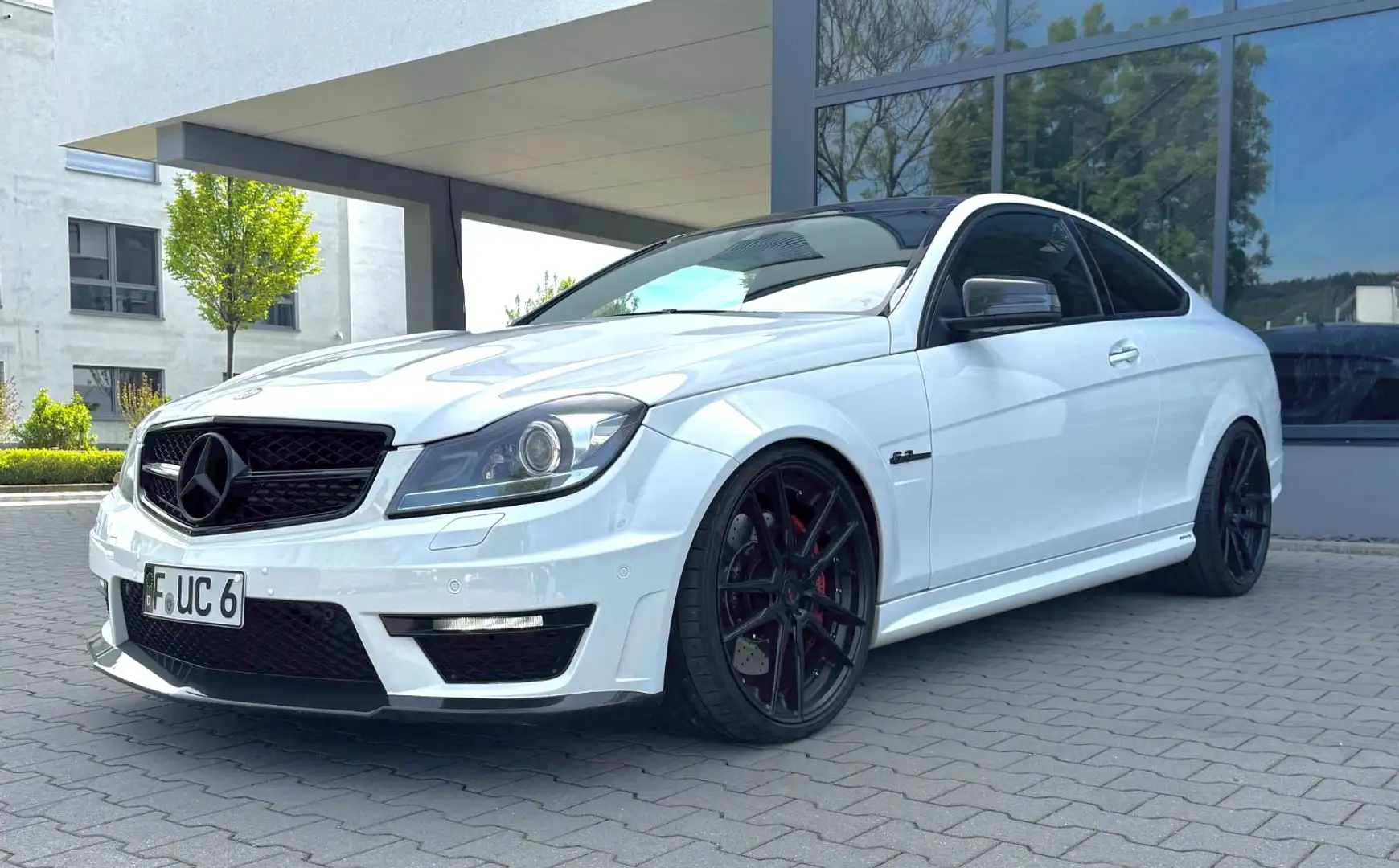 Mercedes-Benz C 63 AMG C63 AMG PERFORMANCE*CARBON*CAPRISTO*KW*ADV1 20" Weiß - 1