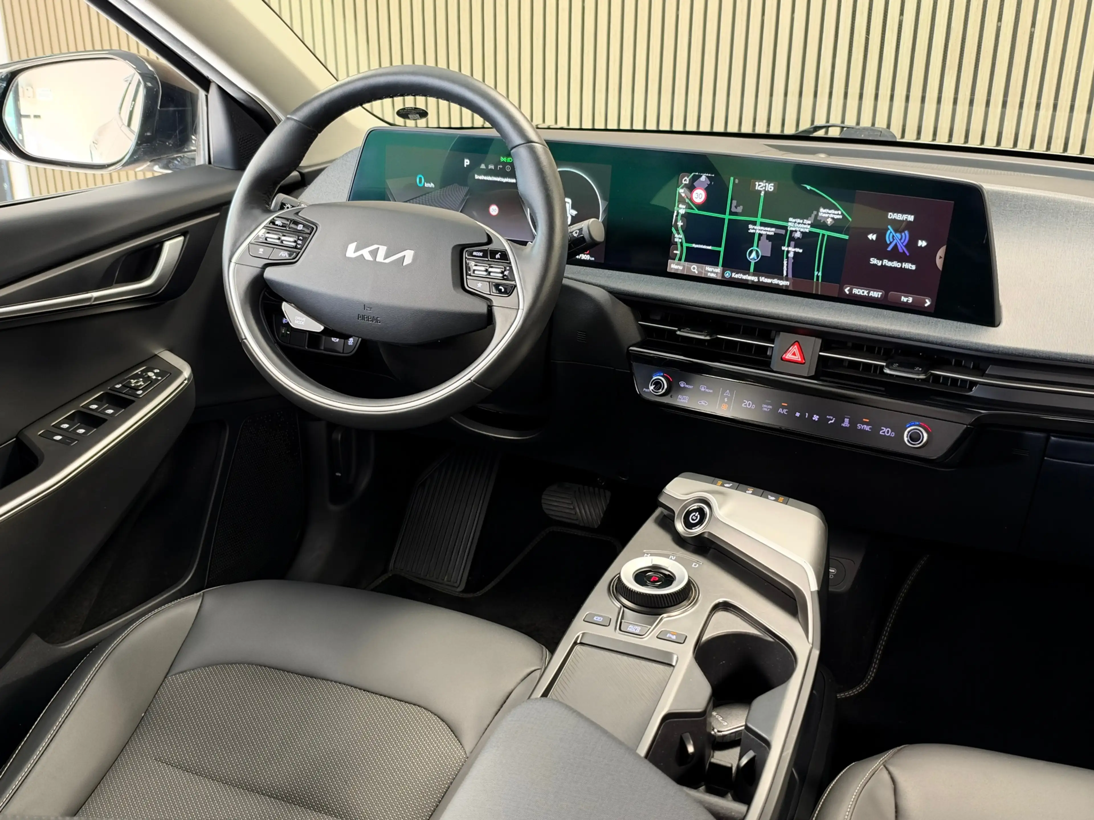 Kia EV6 Plus AWD 77.4 kWh 325PK SOH 100% 506KM Bereik NAVI — photo 27