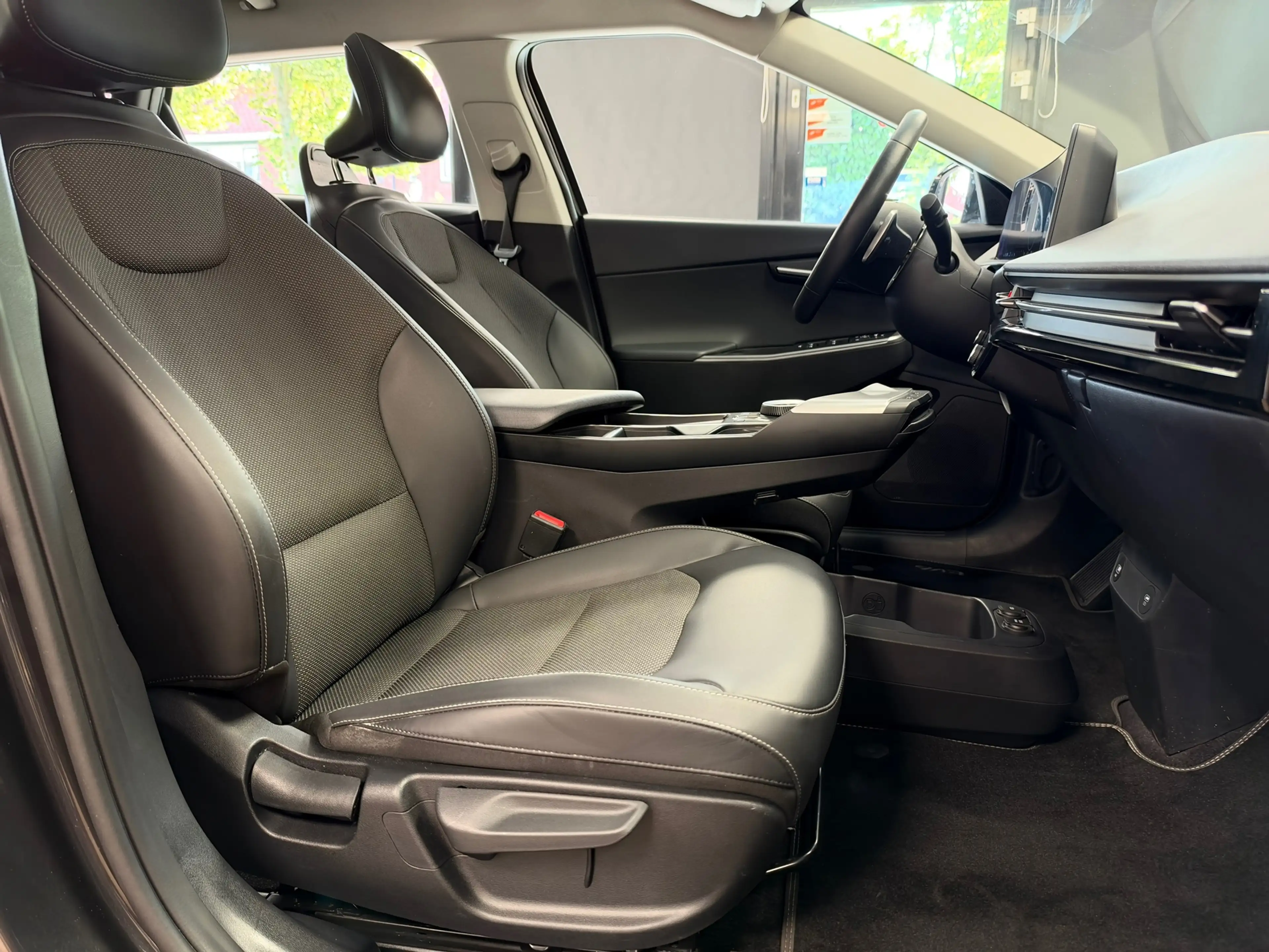 Kia EV6 Plus AWD 77.4 kWh 325PK SOH 100% 506KM Bereik NAVI — photo 19