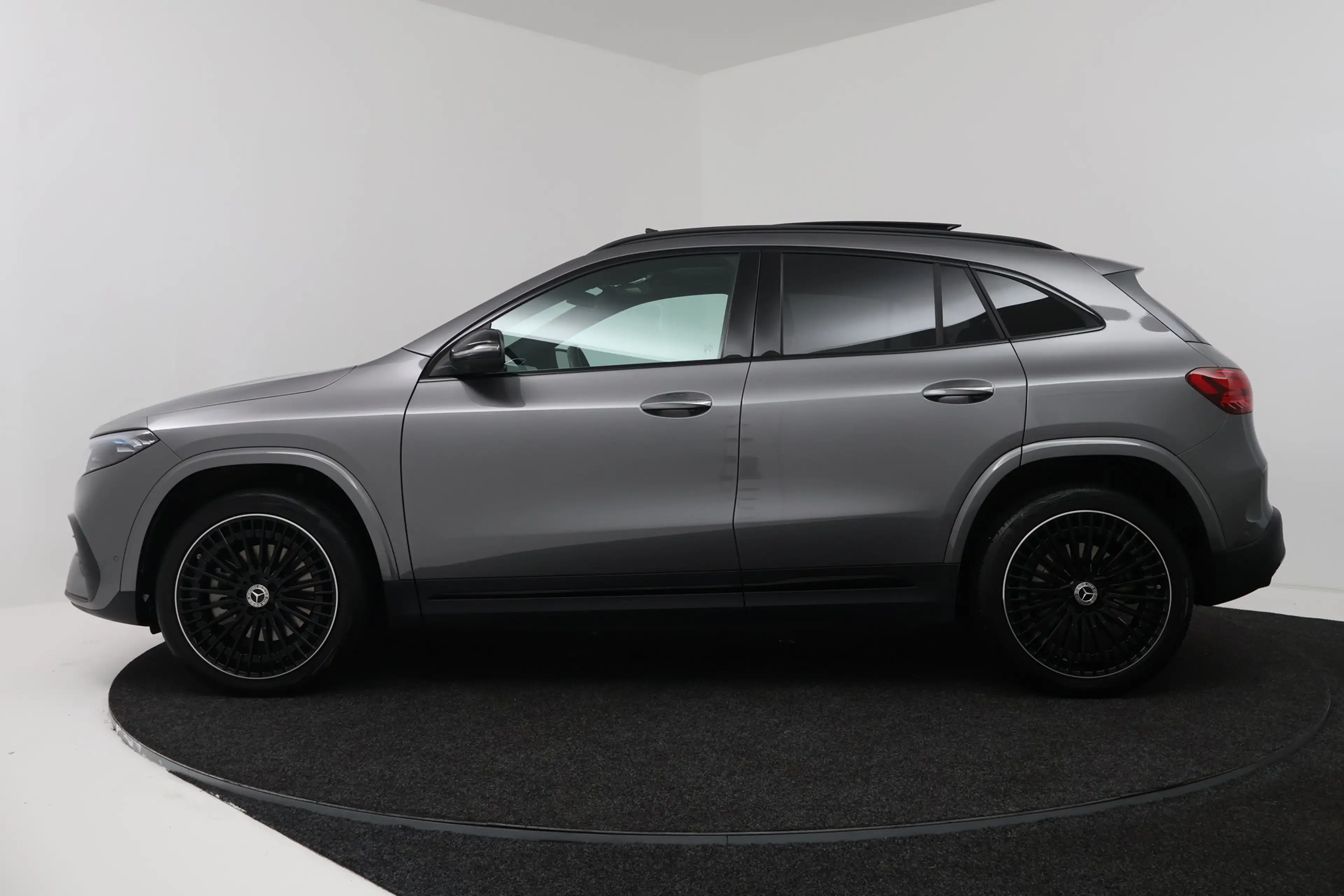 Mercedes-Benz EQA 250 250+ Business Solution AMG 71 kWh (PANORAMADAK, SF — photo 2