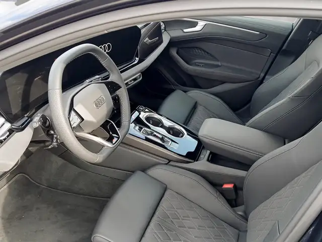 Audi A6 view 7