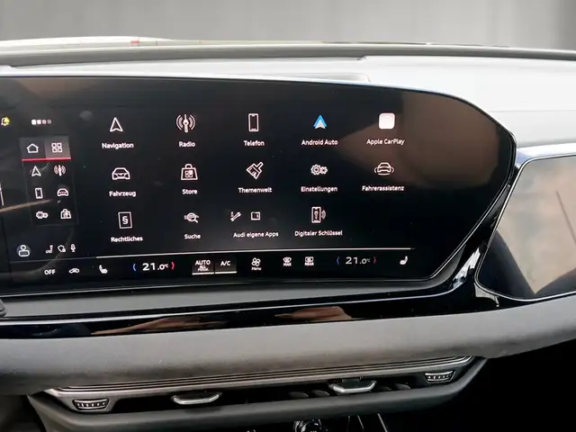 Audi A6 view 10