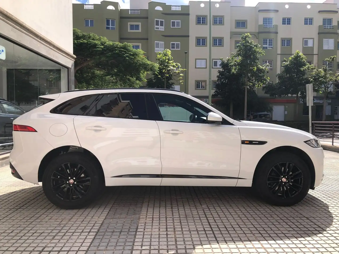 Jaguar F-Pace 2.0L i4D AWD Automatico RSport 5p. Blanc - 2