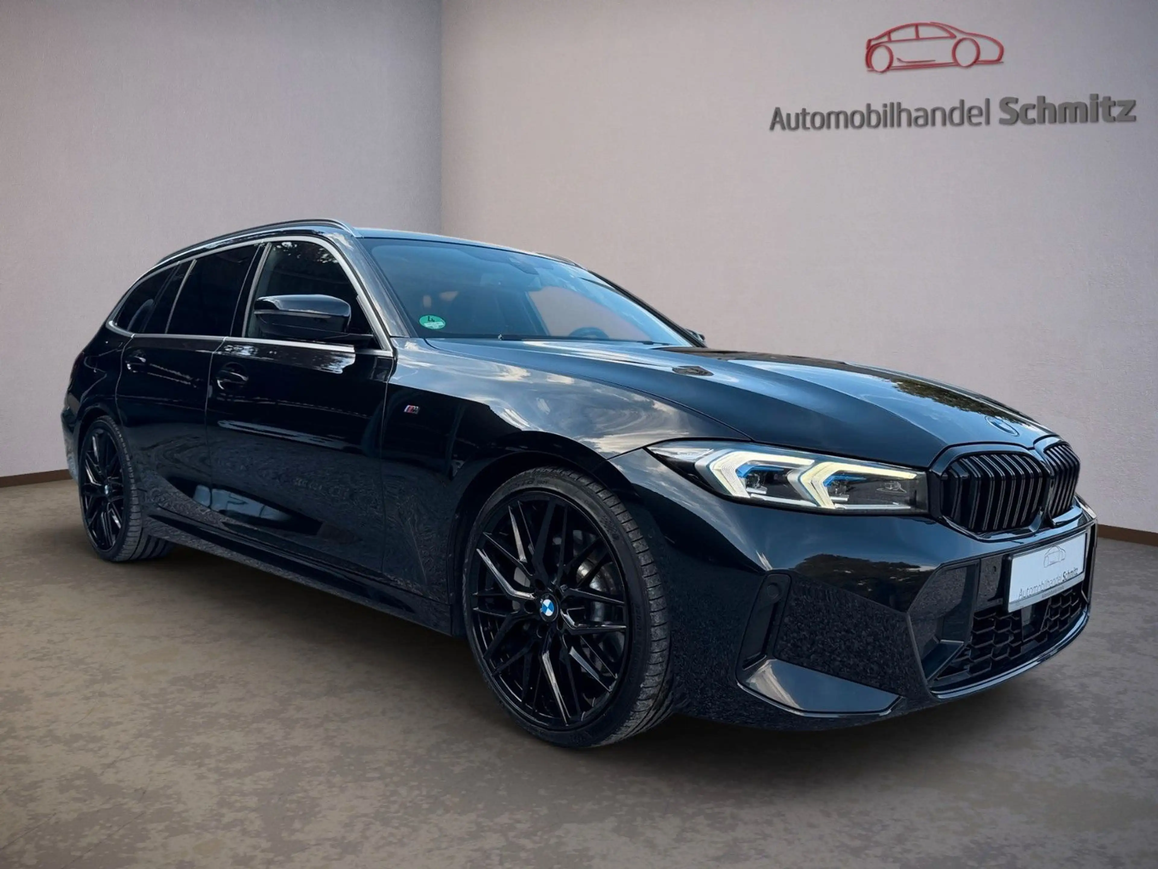 BMW 330 d Touring M Sport AHK/ACC/PANO/HUD — photo 3