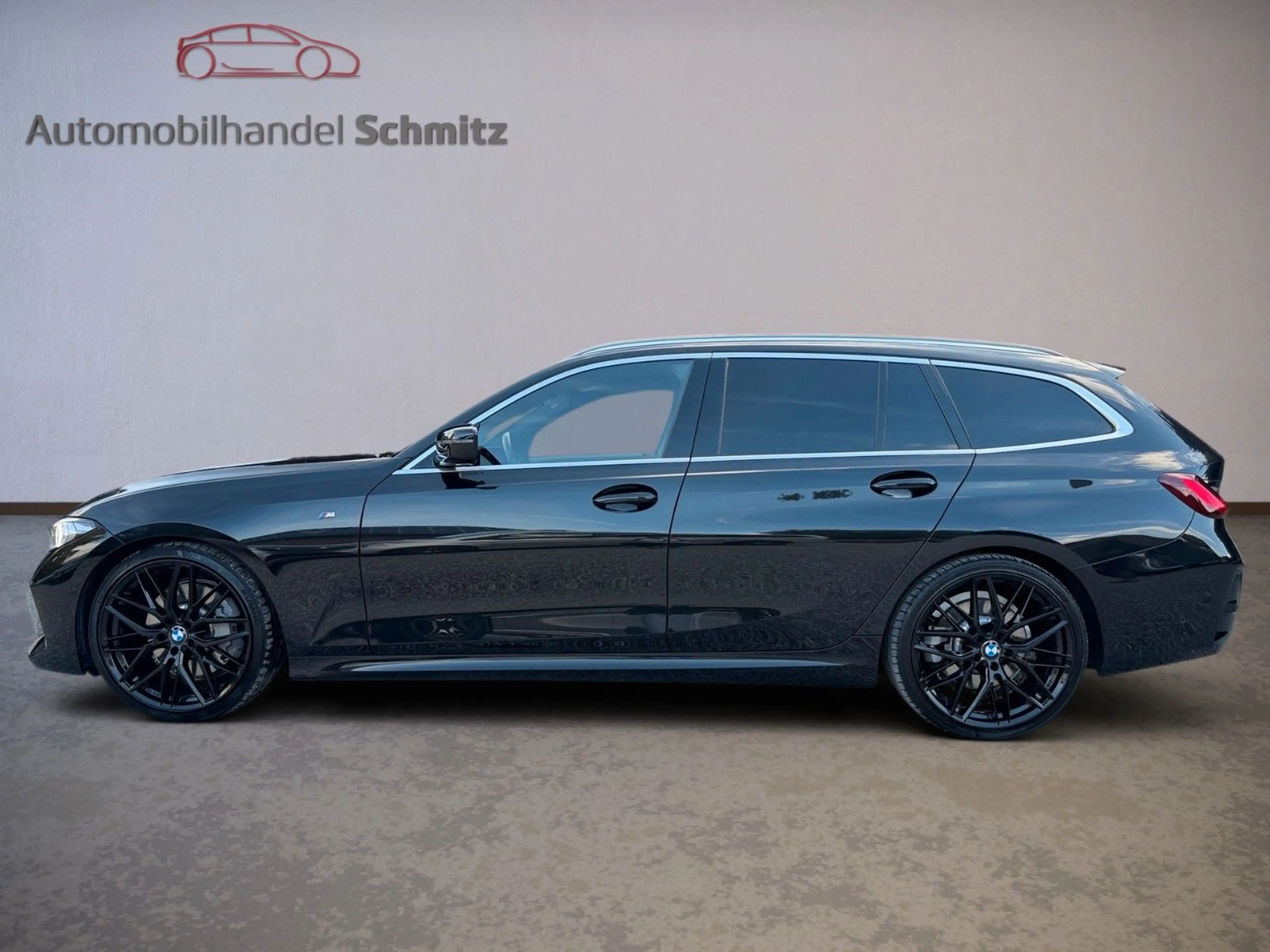 BMW 330 d Touring M Sport AHK/ACC/PANO/HUD — photo 8