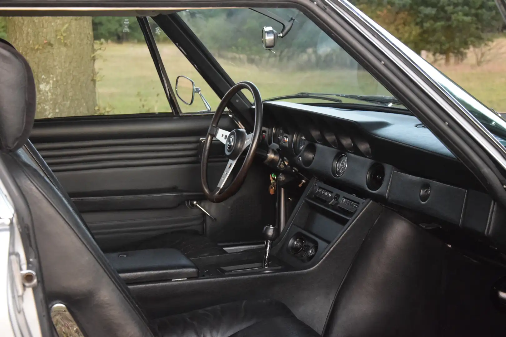 Jensen Interceptor II Coupe – Silver Metallic – 89.909km – Y70 Grijs - 2