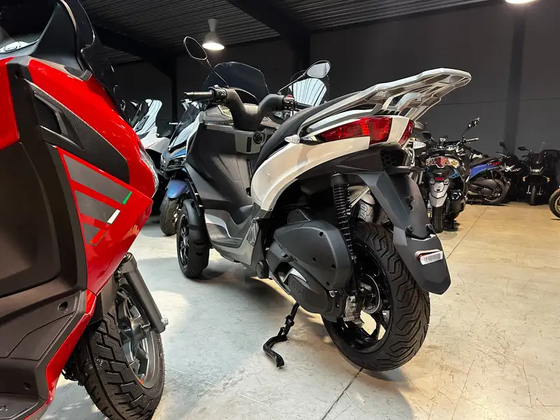 Piaggio MP3 310 - foto 8