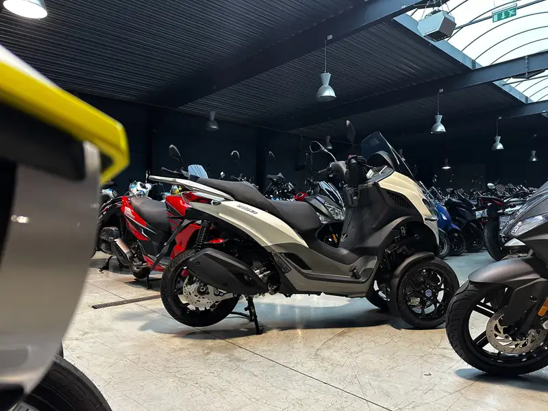 Piaggio MP3 310 - foto 4