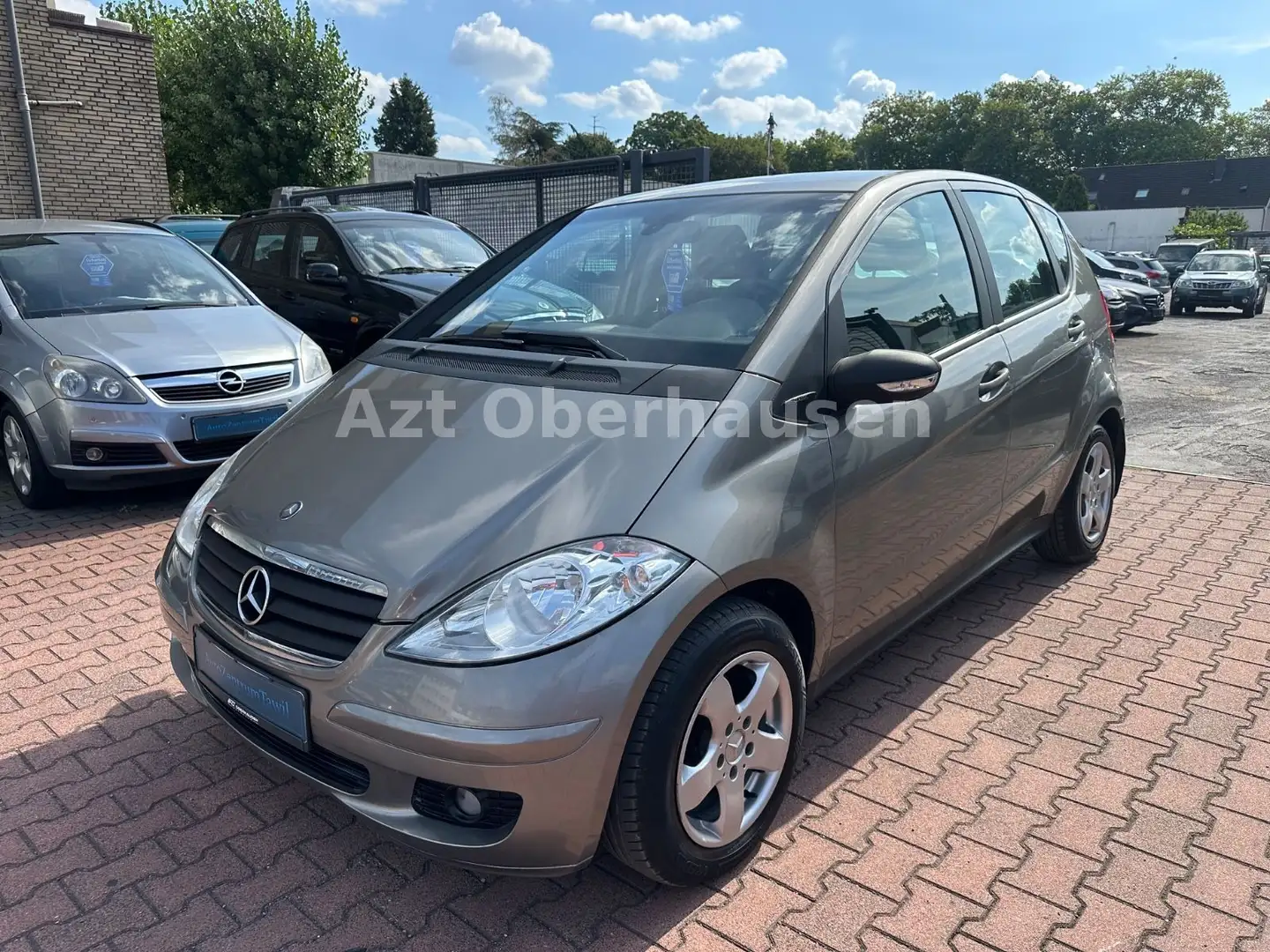 Mercedes-Benz A 150 A -Klasse A 150*AUTOMATIK*TÜV NEU*ALU* Grau - 2