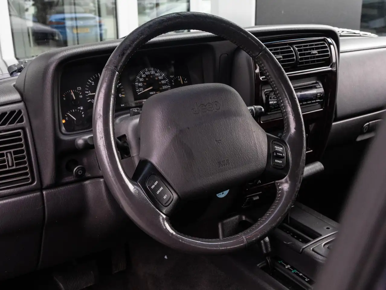 Jeep Cherokee 4.0i Classic | Leder | Automaat | Elektrische stoe, foto 7