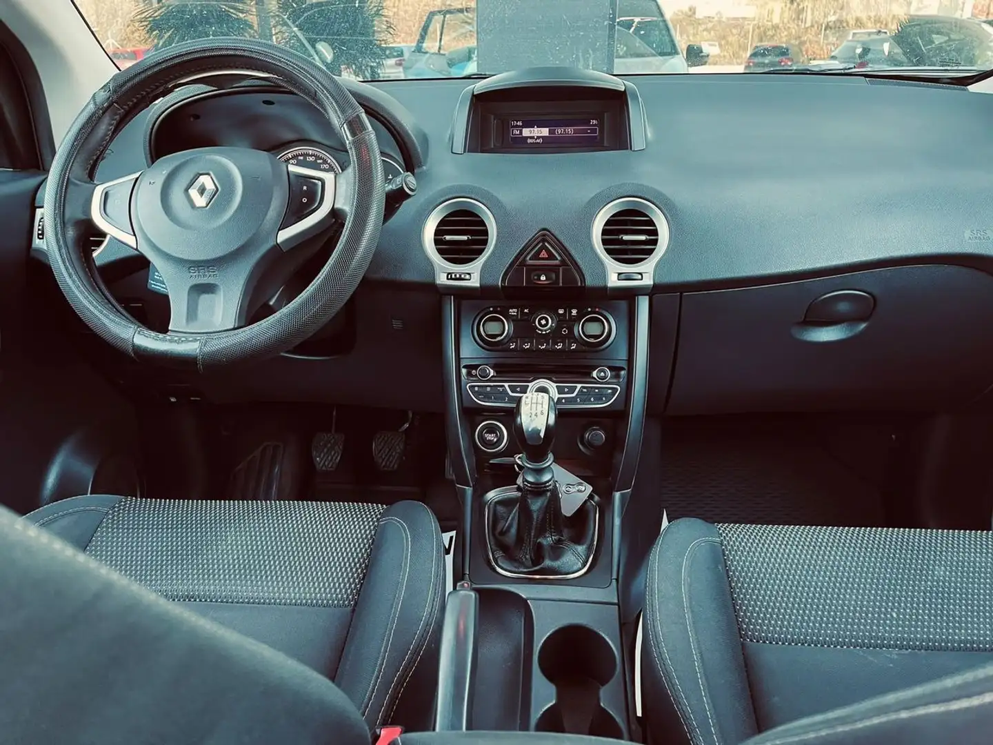 Renault Koleos 2.0dCi Dynamique 4x2 Bílá - 2