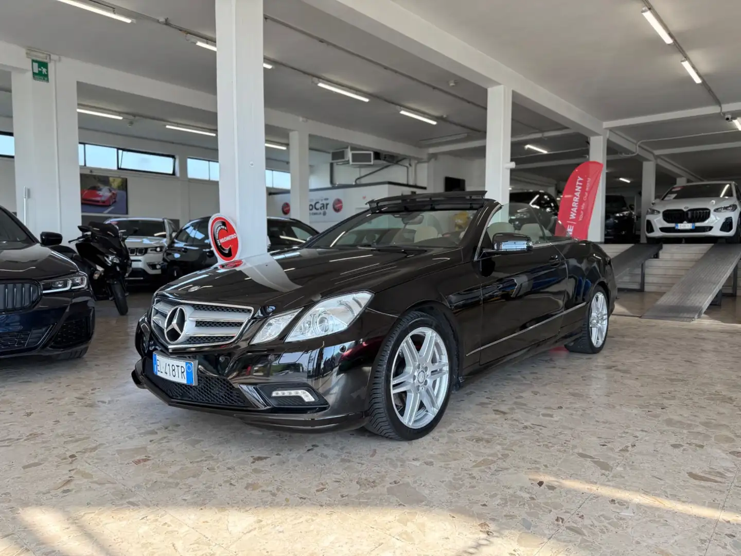 Mercedes-Benz E 350 E 350 CDI Cabrio BlueEFFICIENCY Avantgarde Nero - 1