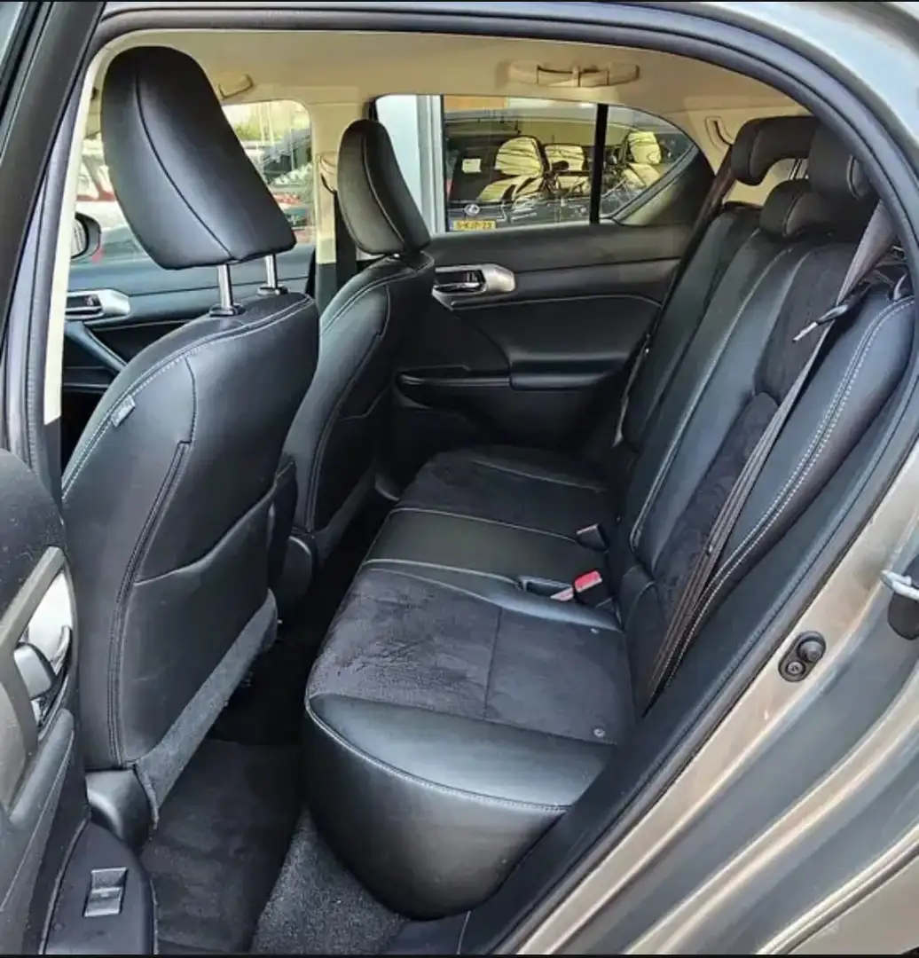 Lexus CT 200h Executive Line - 2