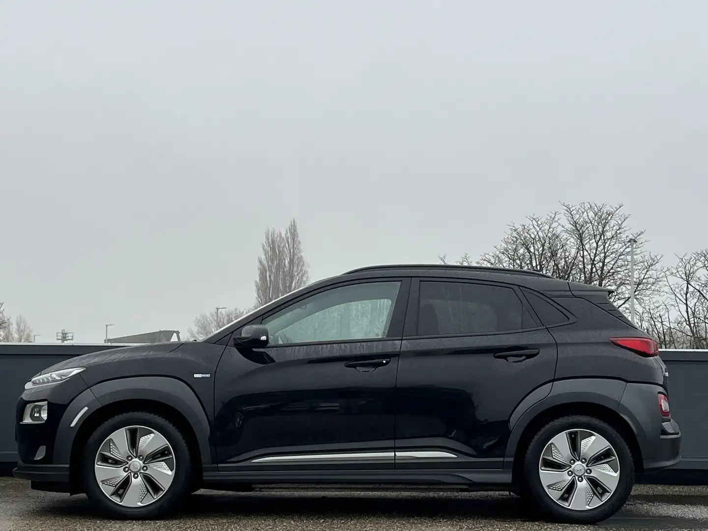 Hyundai KONA EV Premium 64 kWh | 3-Fase OBC lader | Longe Rang Noir - 2