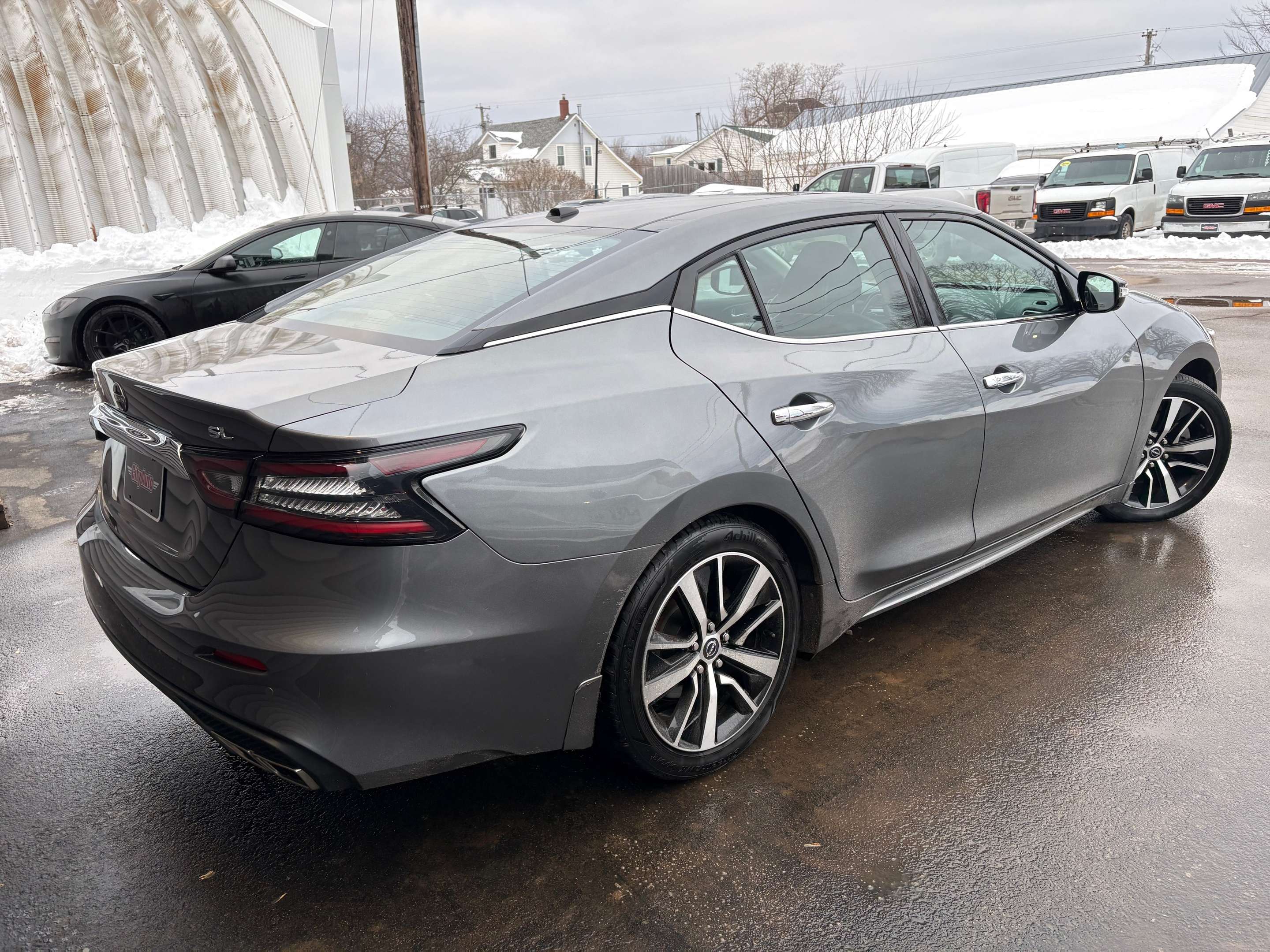 2023 Nissan Maxima SL — photo 1