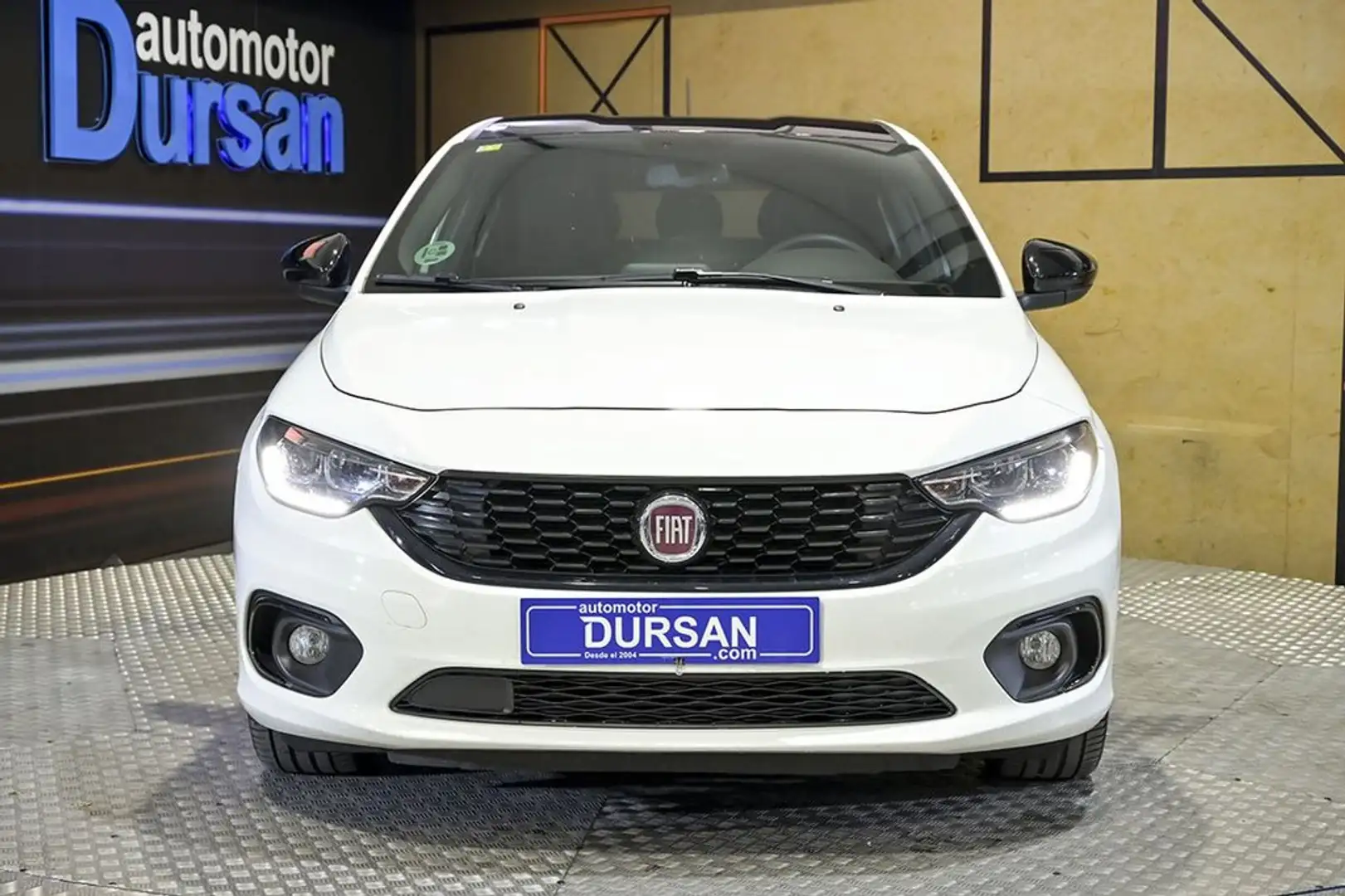 Fiat Tipo 5P 1.4 TJet 88kW 120CV SDesign Weiß - 2