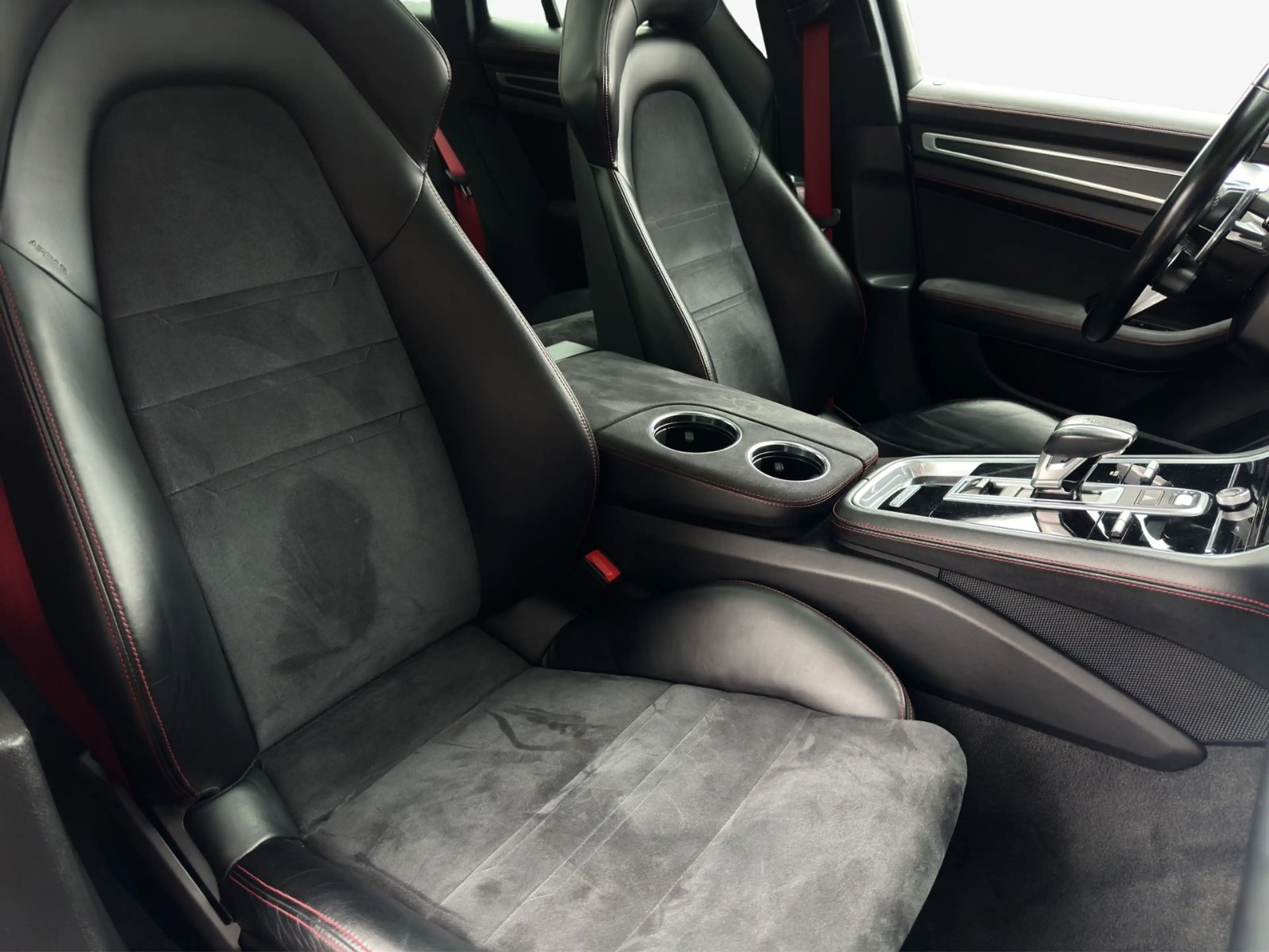Porsche Panamera 4 GTS°LUFT°ACC°HUD°BOSE°PANO°360°5SITZ° — photo 6