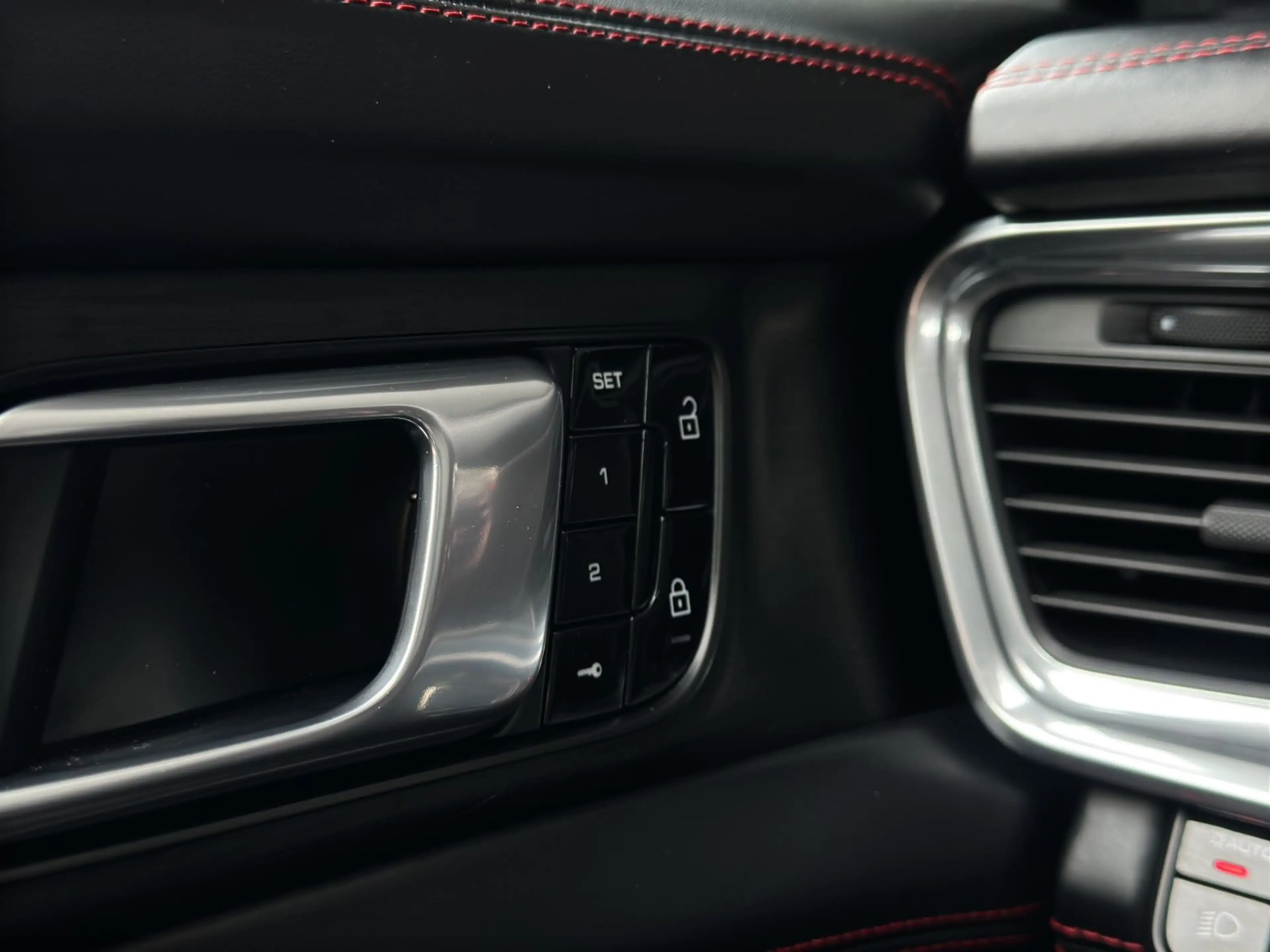 Porsche Panamera 4 GTS°LUFT°ACC°HUD°BOSE°PANO°360°5SITZ° — photo 12