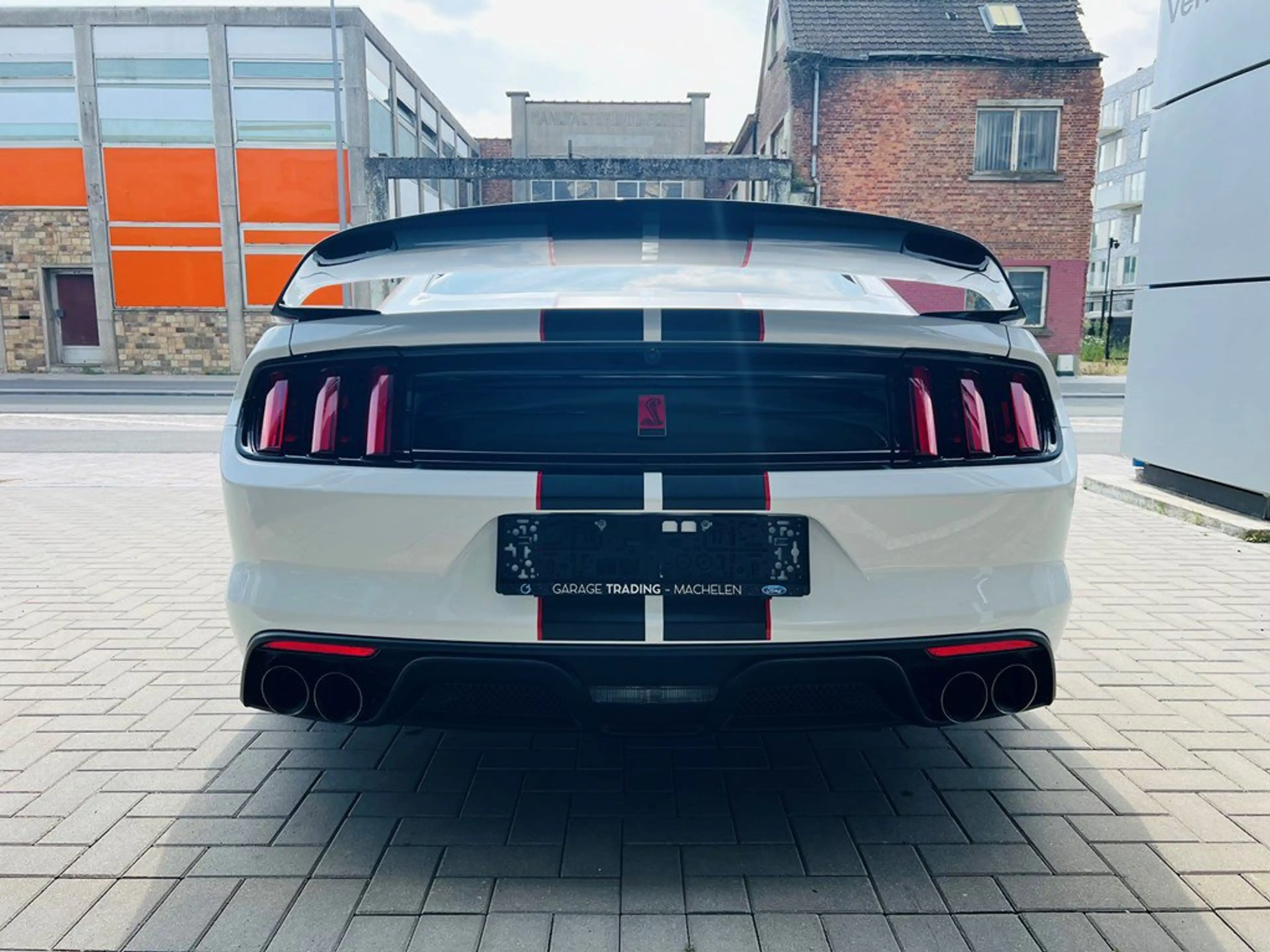 Ford Mustang 5.2i / Original Shelby gt350R / 1 of 702 — photo 4