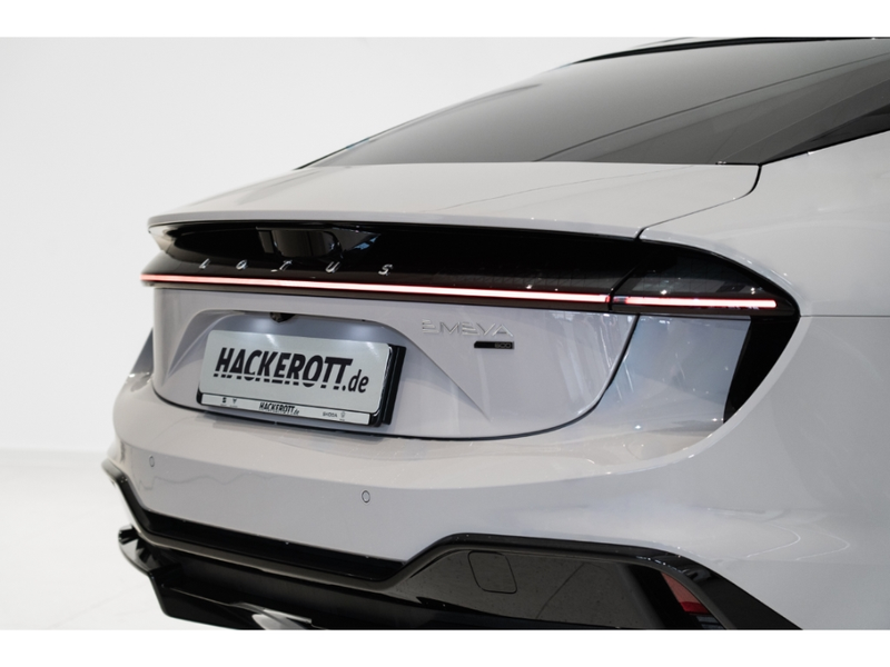 Lotus Emeya 600 Sport SE Electric towbar, 22'' spoke gloss Bla — photo 12