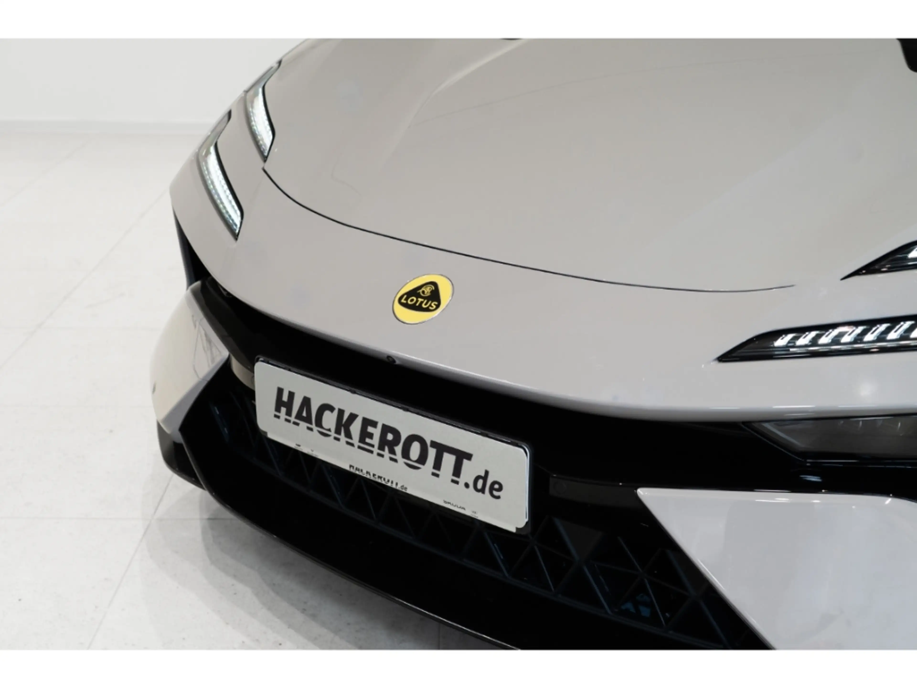 Lotus Emeya 600 Sport SE Electric towbar, 22'' spoke gloss Bla — photo 10