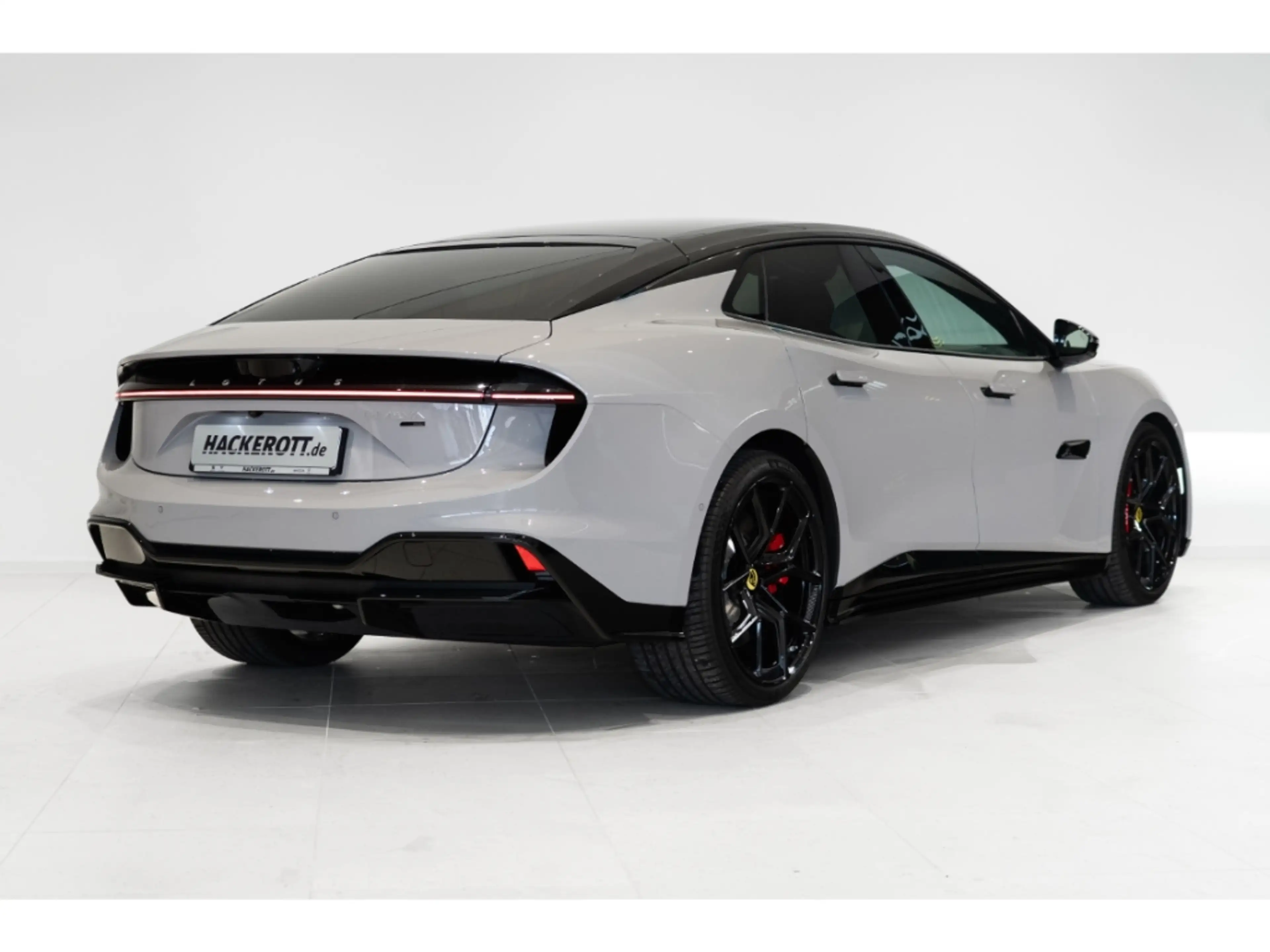 Lotus Emeya 600 Sport SE Electric towbar, 22'' spoke gloss Bla — photo 2