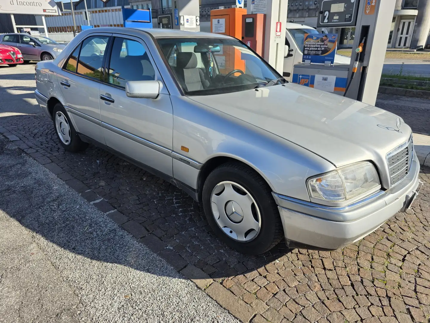 Mercedes-Benz C 180 Sport con 298.000km Neopatentati ok Ottime condizi - 1