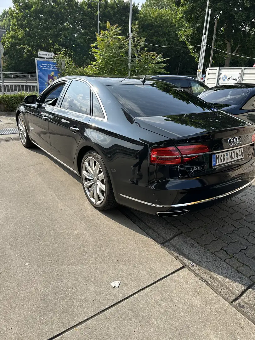 Audi A8 3.0 TDI quattro Schwarz - 2