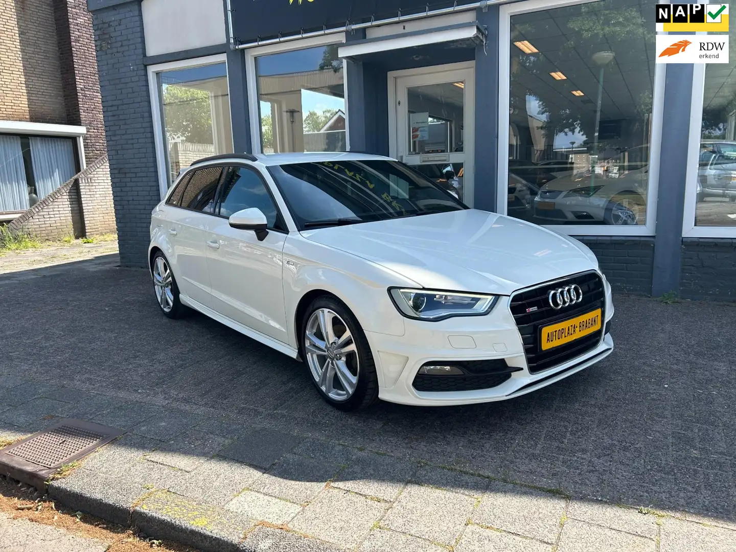 Audi A3 Sportback 1.4 TFSI S-LINE / CLIMAT / NAVI / XENON Blanco - 1