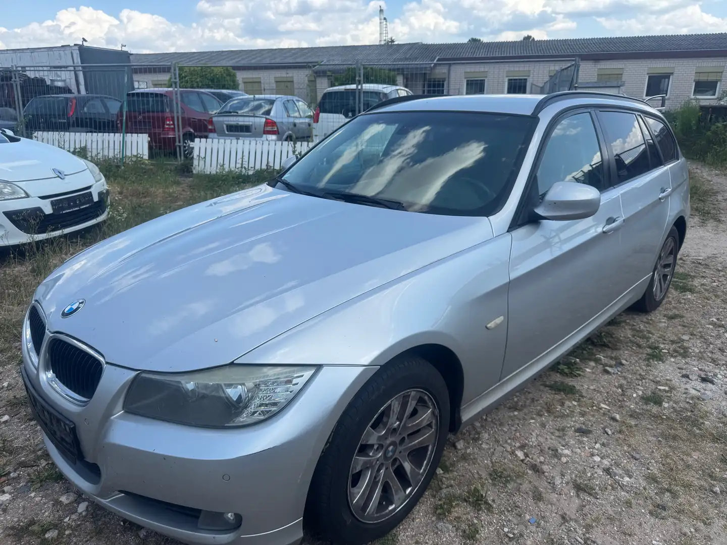 BMW 320 320d DPF „AUTOMATIC““ Silber - 1