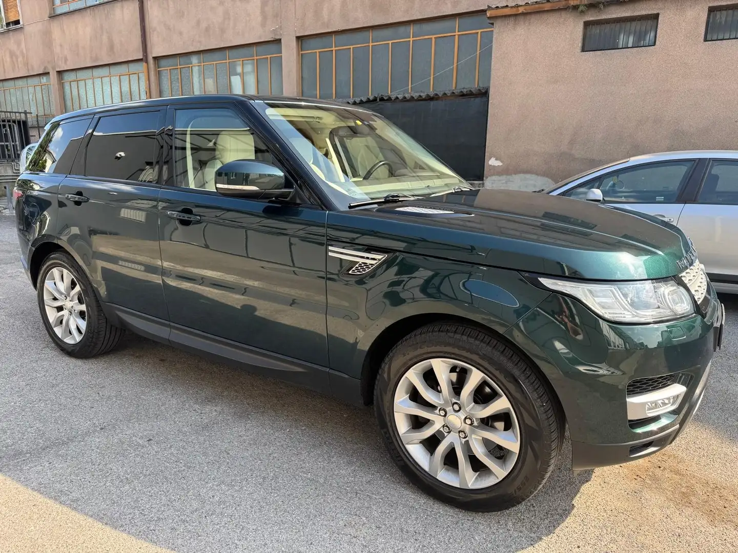 Land Rover Range Rover Sport 3.0 tdV6 HSE auto*EURO5*FULL OPTIONAL - 1