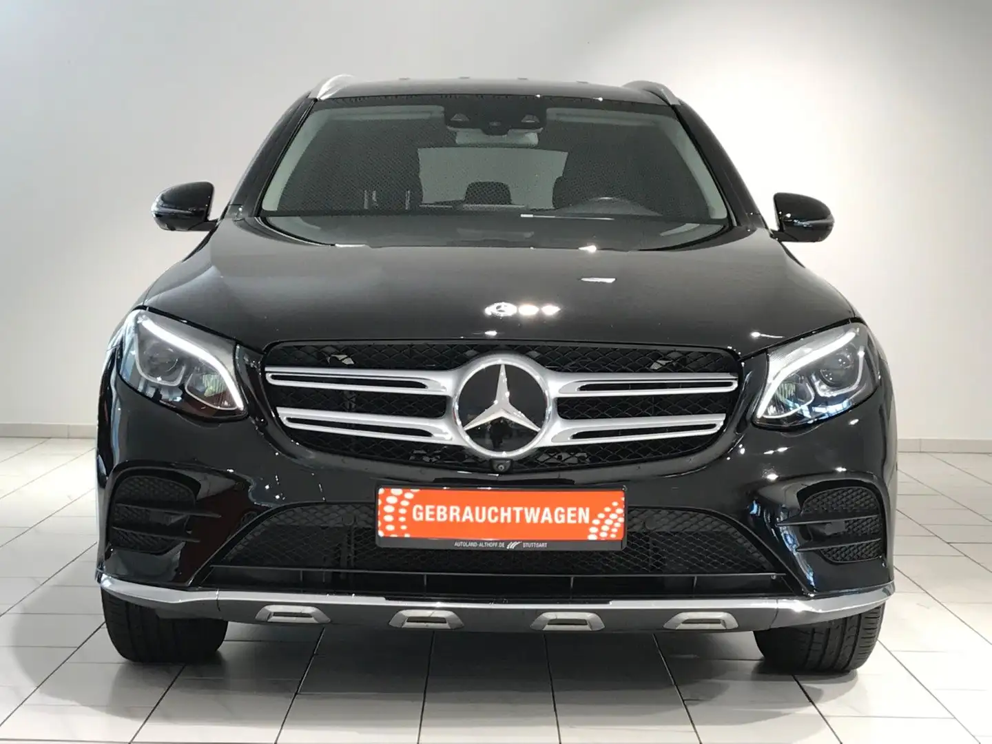 Mercedes-Benz GLC 300 4Matic AMG-Line ACC 360° KAM NAV LED Чорний - 2