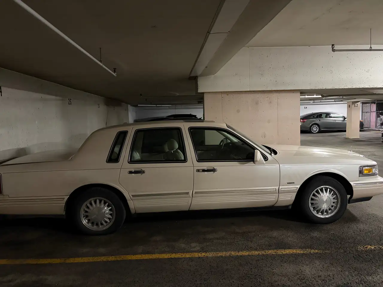 Lincoln Town Car снимка Lincoln Town Car