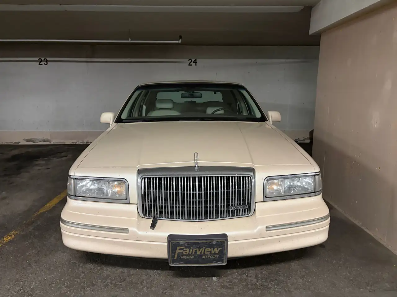 Lincoln Town Car снимка Lincoln Town Car