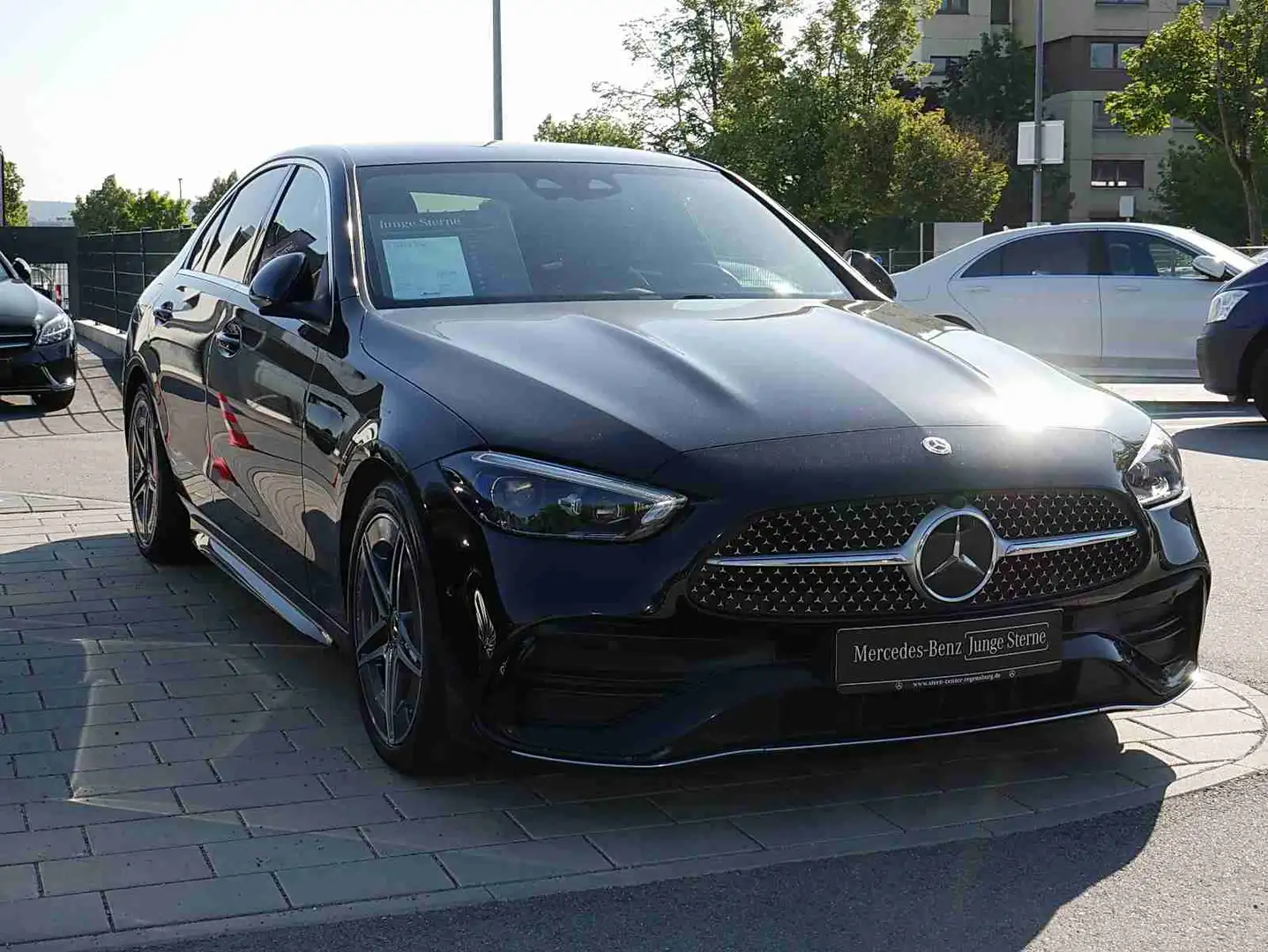 Mercedes-Benz C 300 d AMG LIMO+DISTRONIC+DIGITAL LIGHT+KAMERA+ Zwart - 2