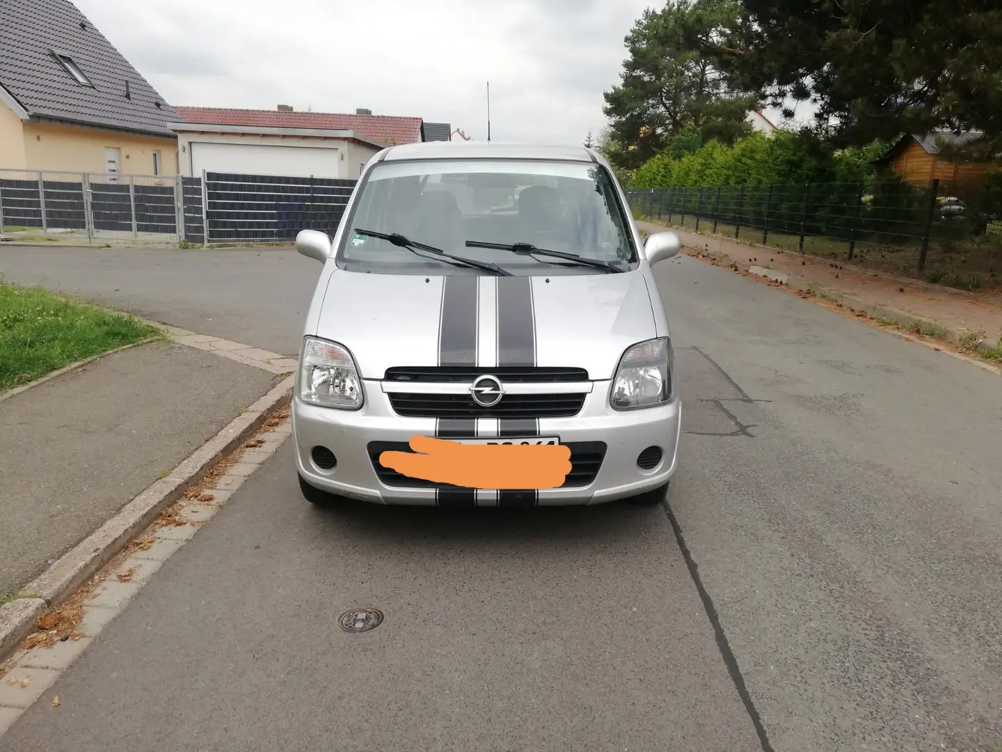 Opel Agila 1.0 12 V Zilver - 1
