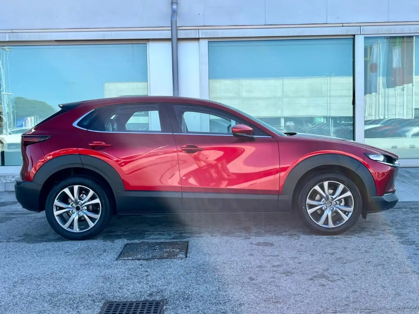 Mazda CX-30 2.0 e-SkyG 150cv MHybrid 2WD AT Exclusive Line Rouge - 2