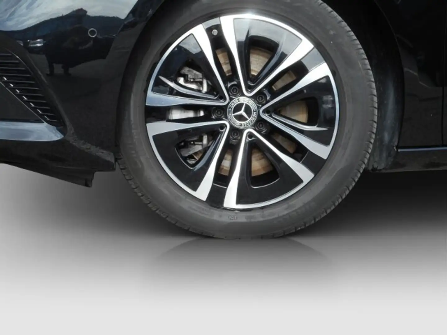 Mercedes-Benz B 250 B 250 e Progressive 11kW Vorr.-Distronic LED  Navi Schwarz - 2