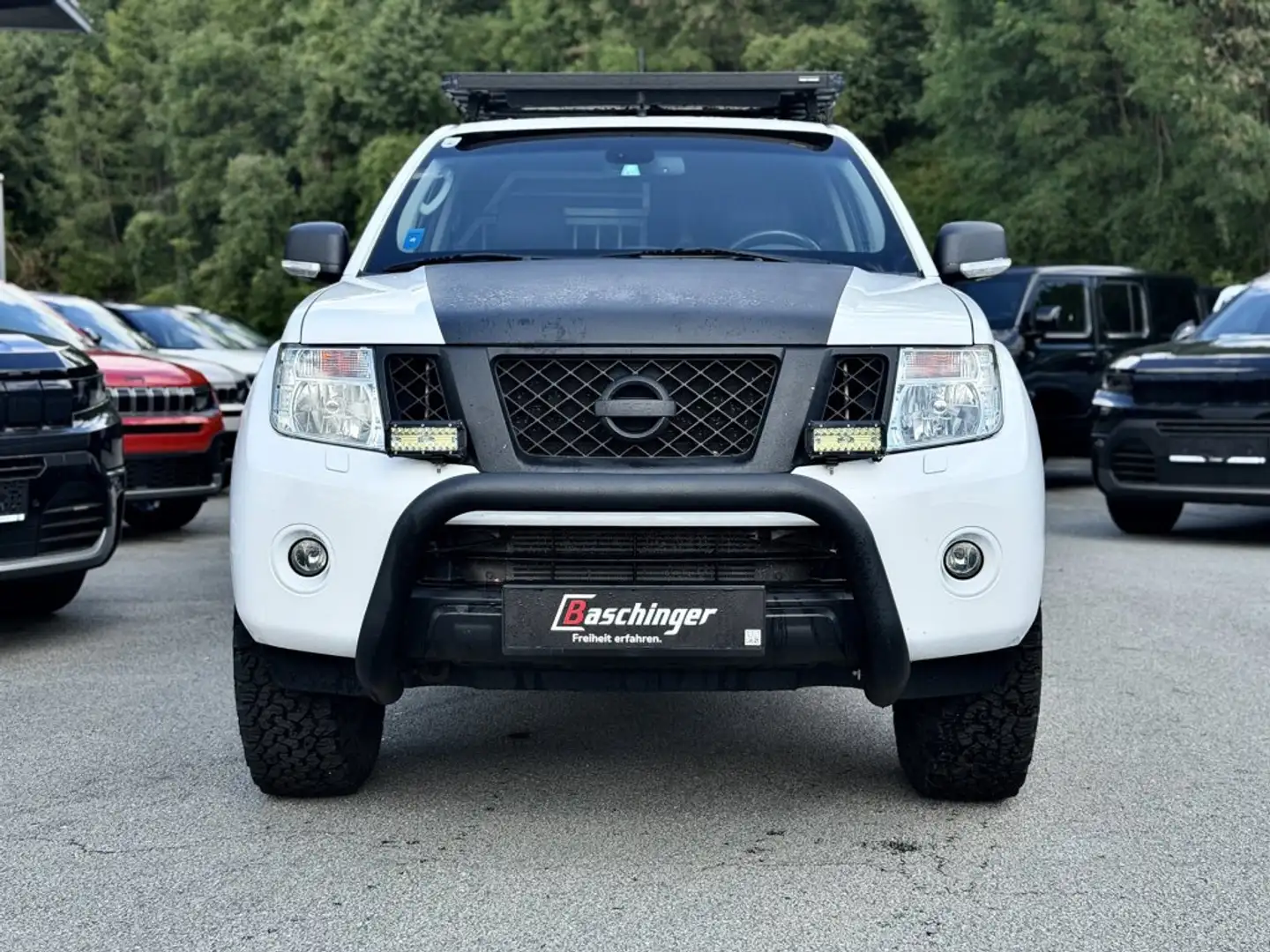 Nissan Navara inkl. Hardtop Weiß - 2