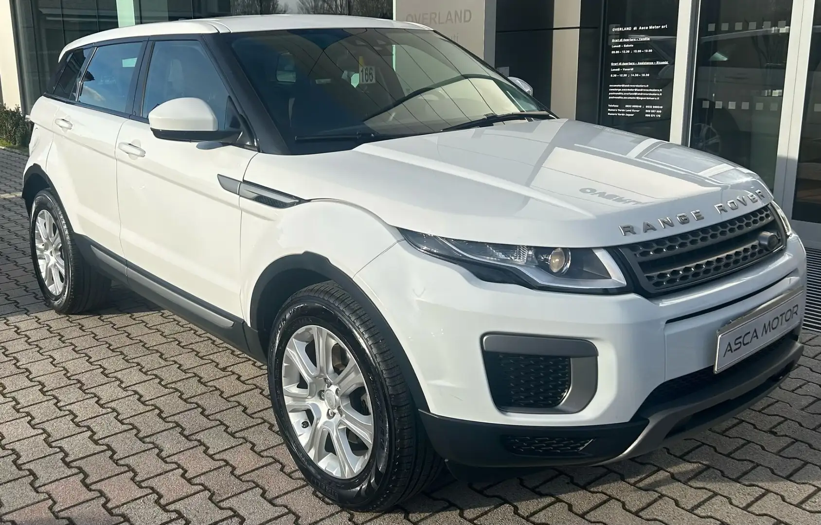 Land Rover Range Rover Evoque Range Rover Evoque 2.0 TD4 150 CV 5p. Pure Bianco - 1