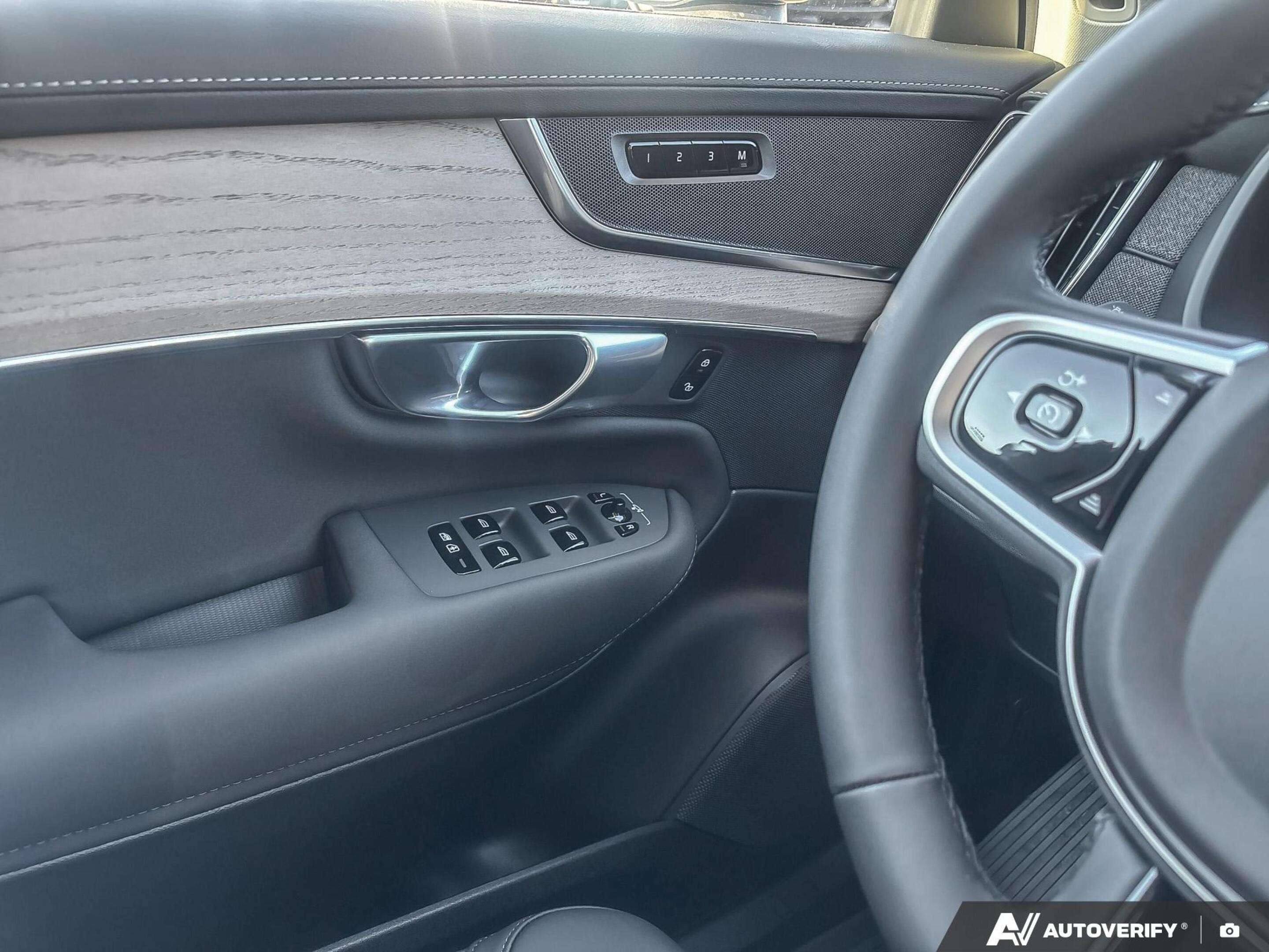 2026 Volvo XC90 Core Bright Theme DEMO MODEL SPECIAL - $1,000 OFF thumb 18