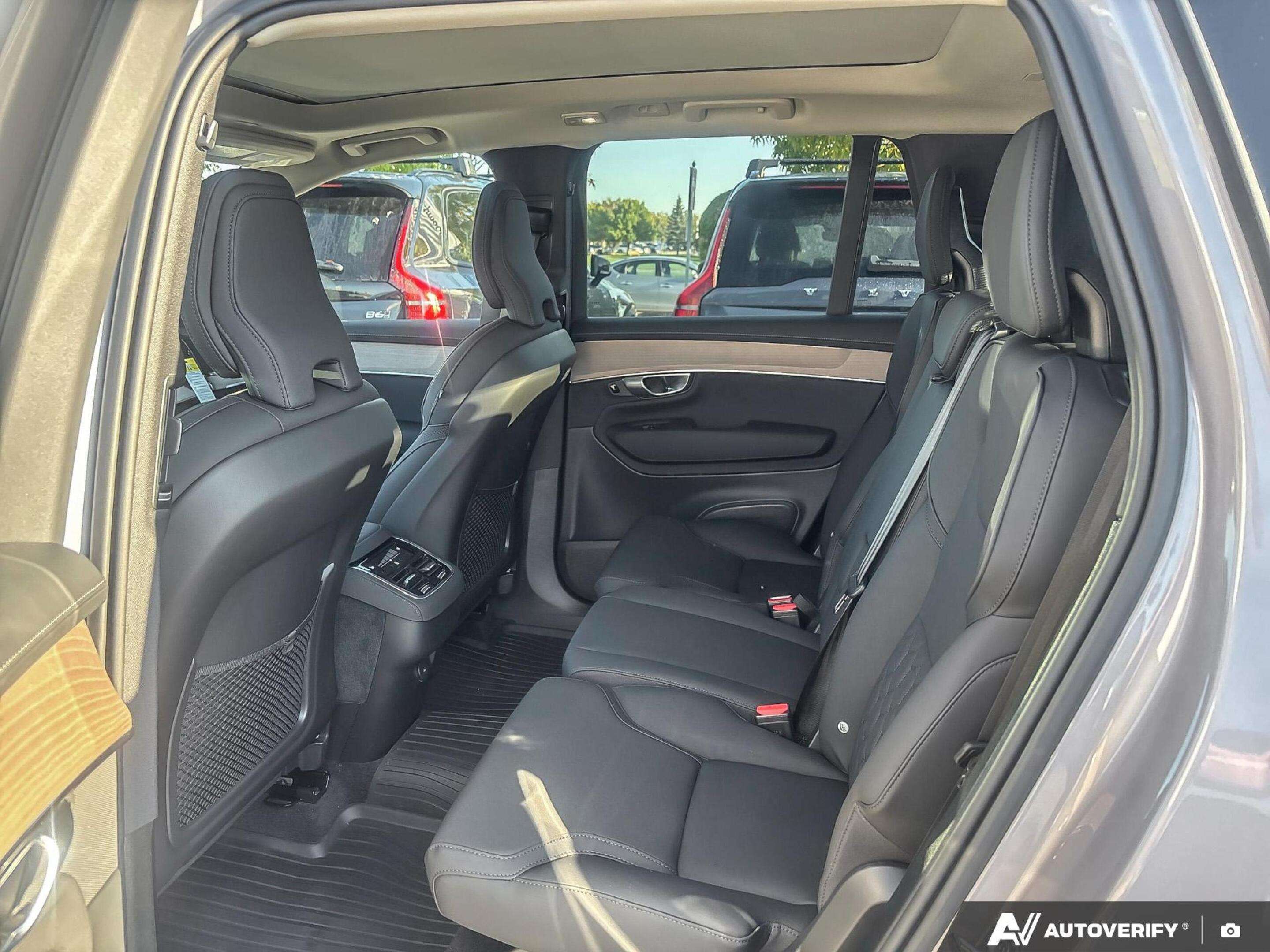 2026 Volvo XC90 Core Bright Theme DEMO MODEL SPECIAL - $1,000 OFF thumb 24
