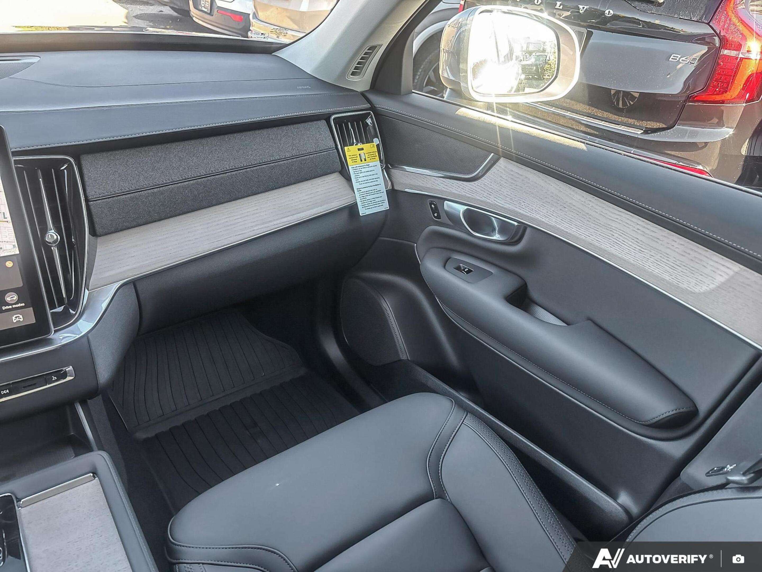 2026 Volvo XC90 Core Bright Theme DEMO MODEL SPECIAL - $1,000 OFF thumb 26