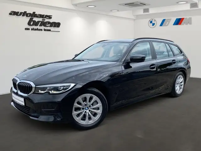 BMW 330 e Touring, Advantage, HYBRID