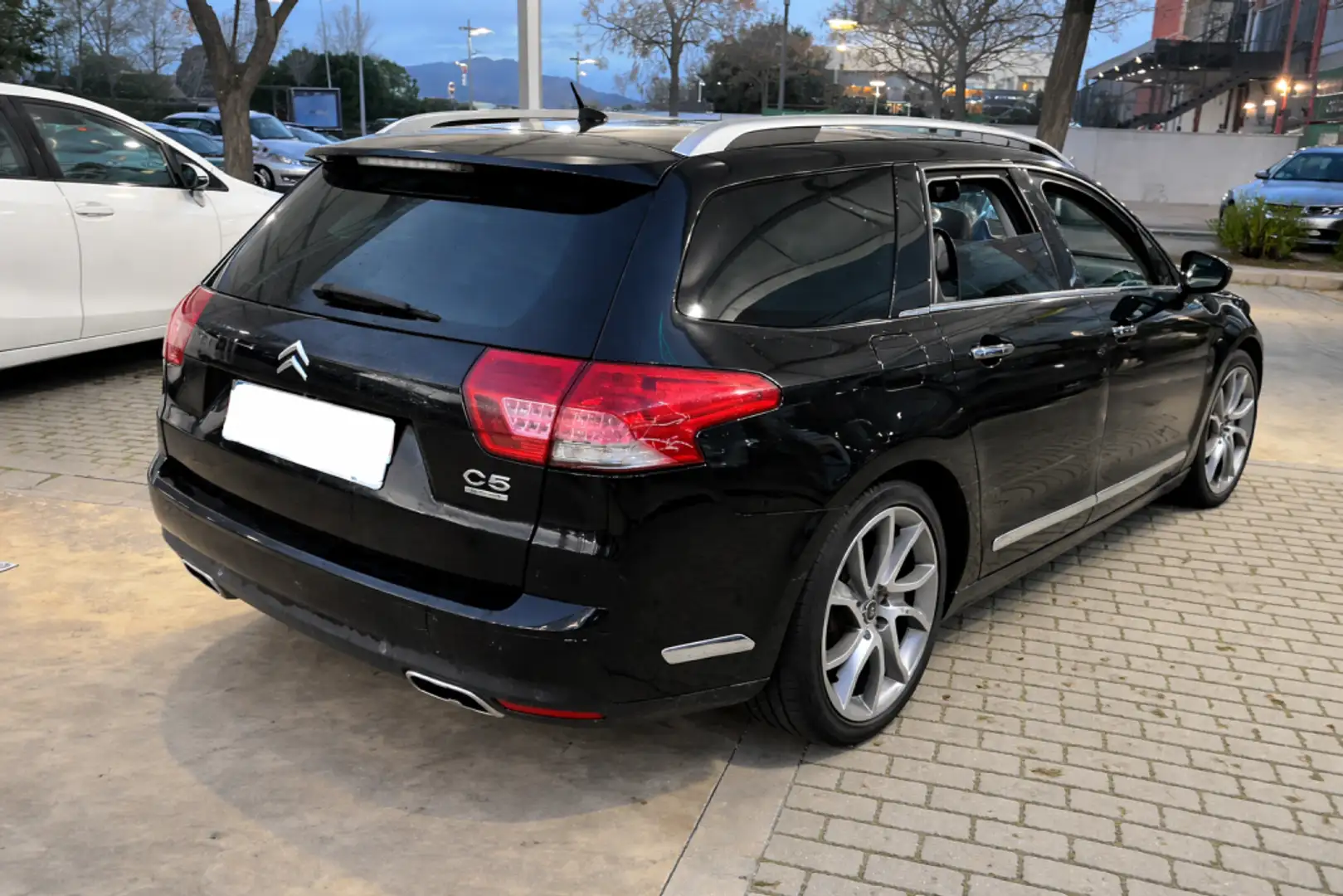 Citroen C5 Tourer 3.0HDI Exclusive CAS Negro - 2
