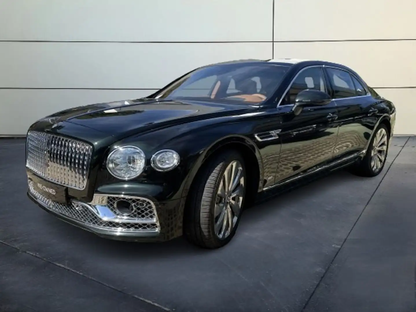 Bentley Flying Spur V8 Зелений - 1